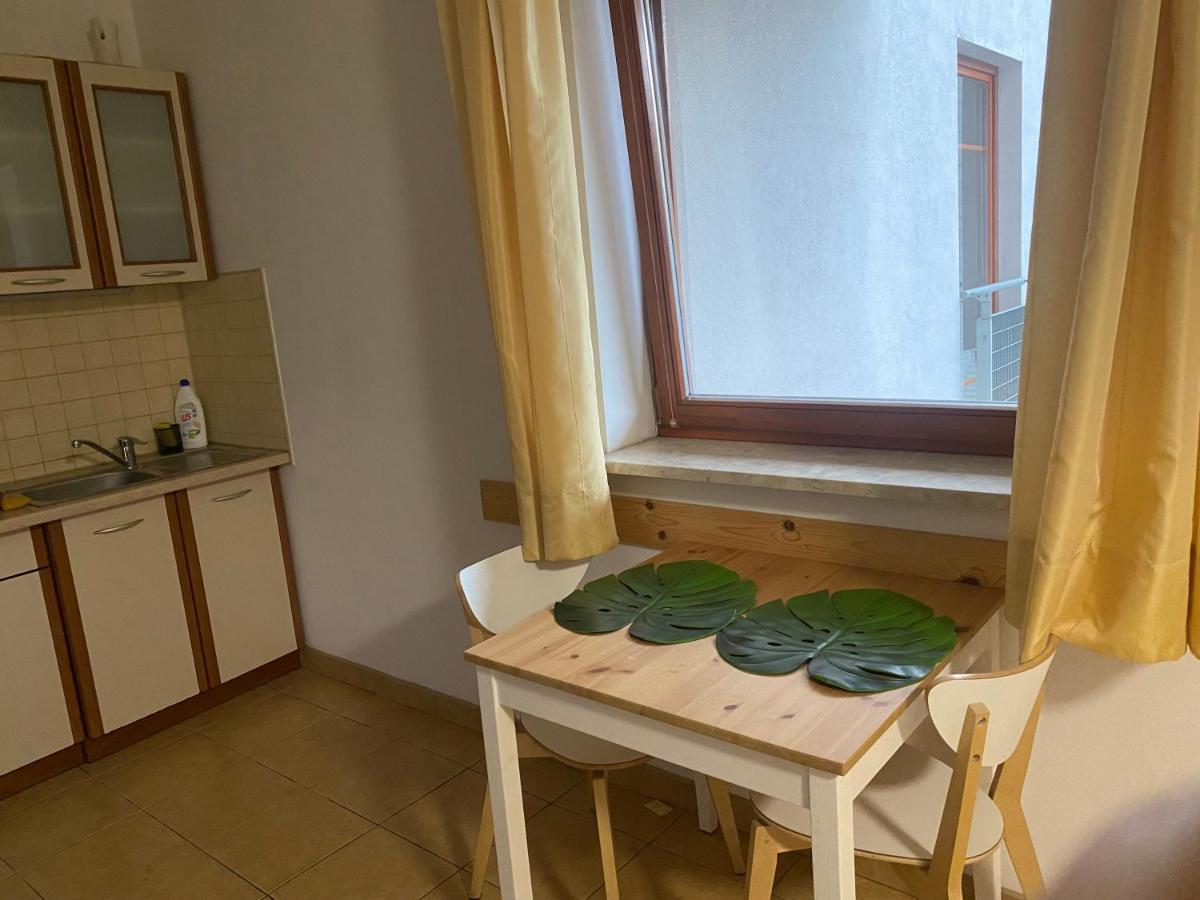 Komfortowy Apartament Na Florianskiej, Park Praski, Dw Wilenski,W Odleglosci Spaceru Od Starego Miasta, Milo Widziec Gosci Ze Zwierzetami Varšava Exteriér fotografie