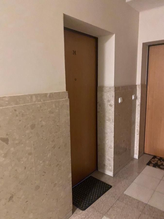 Komfortowy Apartament Na Florianskiej, Park Praski, Dw Wilenski,W Odleglosci Spaceru Od Starego Miasta, Milo Widziec Gosci Ze Zwierzetami Varšava Exteriér fotografie